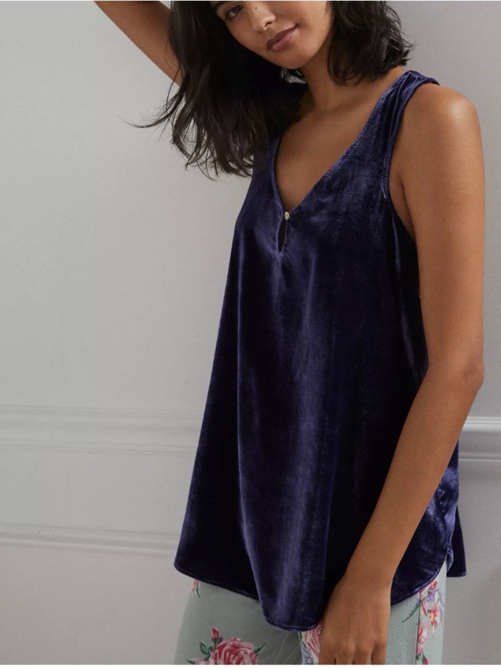 By Anthropology Suri navy velvet tank top, XS